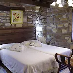 Guest house Casa Velarde 3*