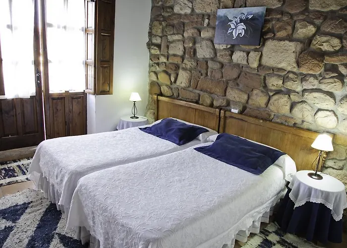 게스트하우스 Casa Velarde 3*