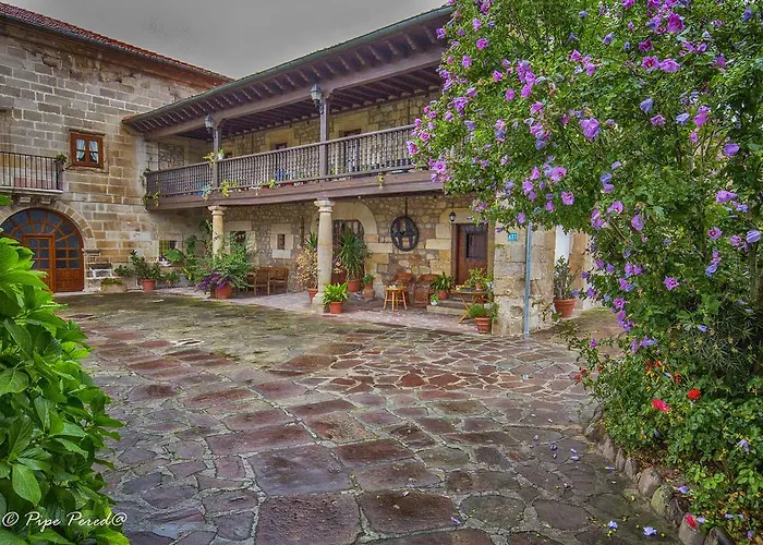 Casa Velarde Pensjonat 3*